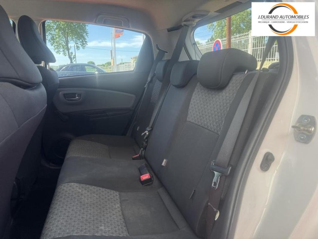 Toyota Yaris - Photo 10